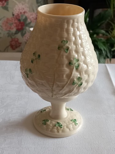 Belleek vintage shamrock - belleek, &