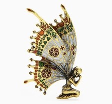 Beautiful Art Nouveau Kneeling