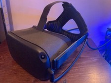 Oculus Quest Virtual Reality Headset 64GB + Comfort Headstrap Mod + PCVR Cable