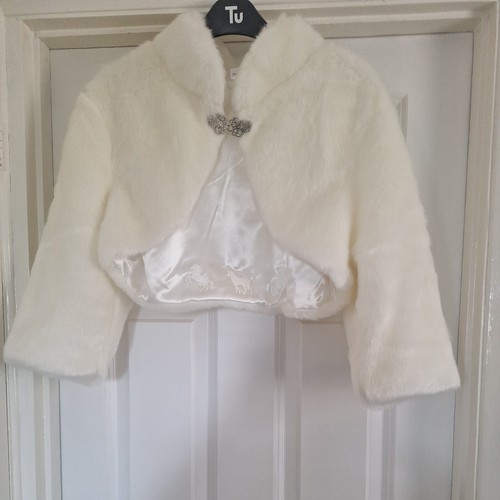 Wedding dress faux cream fur - faux,