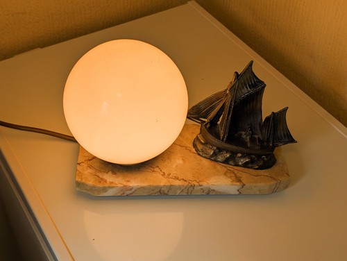 Art deco lamp - ship, on