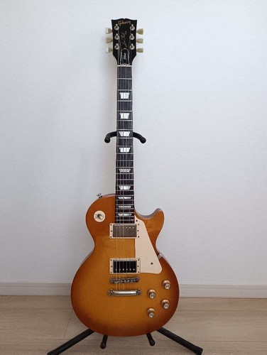 Gibson les paul tribute - gibson,