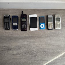 Phone Job Lot Including Ipod Iphone Nokia and Other Untested Spares Or Repairs