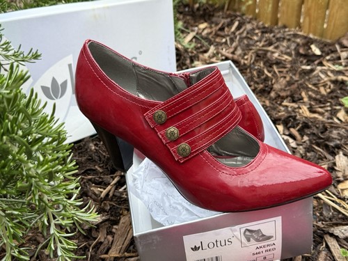 Lotus flapper style shoes - style,