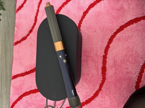 Dyson airwrap with curly hair - airwrap,
