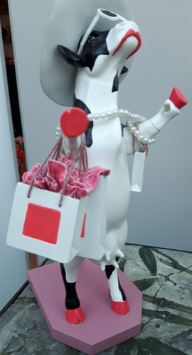 Cow parade alphadite goddess - alphadite,