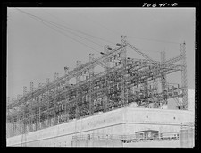 Photo:Bonneville Dam Oregon