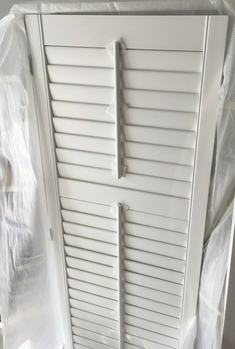White wooden plantation - white,