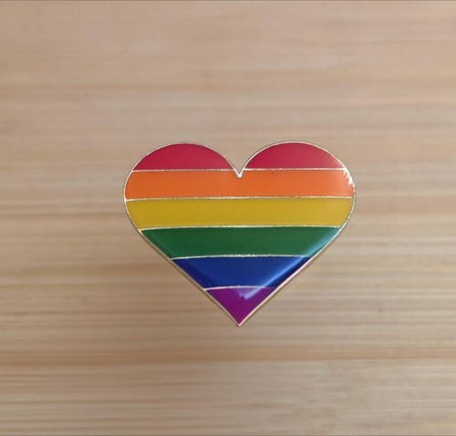 Pride love heart pin - love, badge