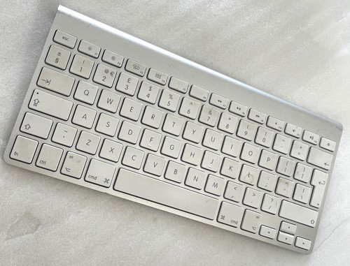 Apple a1314 wireless magic - apple,