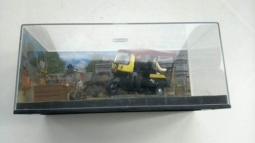 James bond tuk - tuk, from