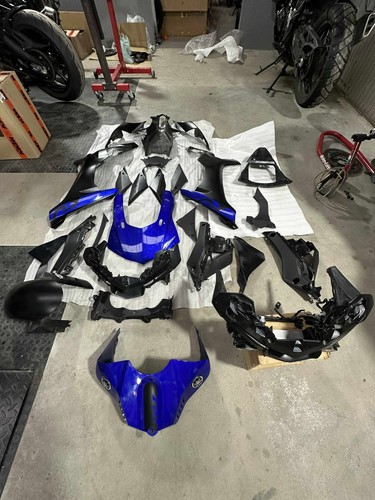 Yamaha 2018 fairing - r1,