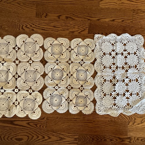 Vtg hand crochet doily - doily, beige