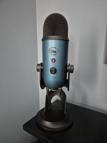 Blue yeti usb microphone - microphone,