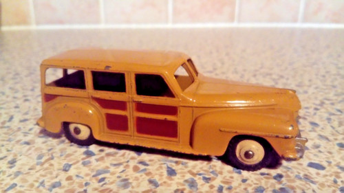Dinky toys 344 plymouth - 344, woody