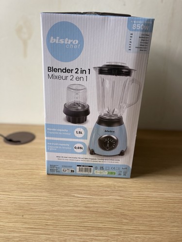 Green bistro chef 1 - chef, 2