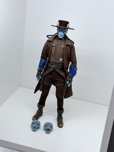 Hot toys cad bane scale - toys,
