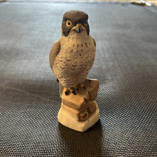 Goebel peregrine falcon figure - falcon,