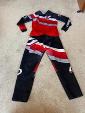 JITSIE OSET KIDS TRAILS KIT. 8-10 YEARS. PLEASE READ FULL DESCRIPTION FOR SIZES