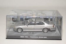 B5 1:43 UNIVERSAL HOBBIES