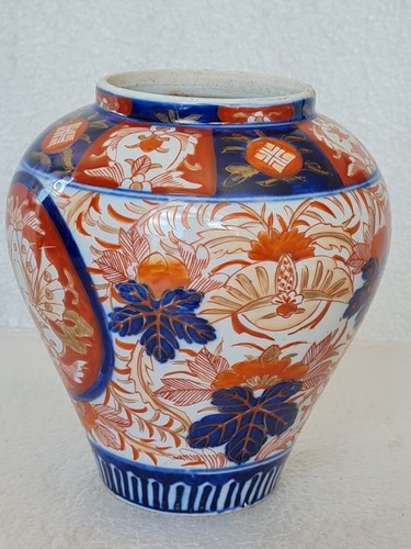 Antique porcelain imari vase - antique, /