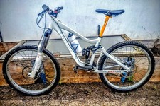 Giant Reign Custom Made Full Suspension Mountain Bike Size Medium