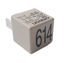 8E0951253 Audi A4 A6 S4 RS4 S6 TT Q7 R8 Fuel Pump Relay (614) Cream 4-Pin