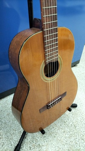 Yairi classical guitar - b2,