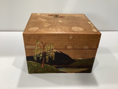 Vintage wooden decorative box - decorative,