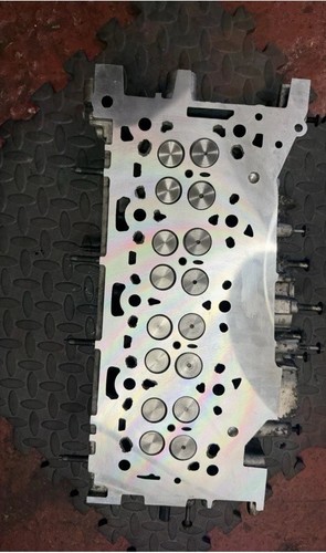 Recon cylinder head ford - head,