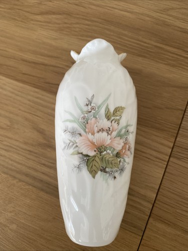 Brocade chia vase fine bone - brocade,