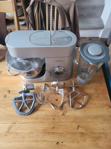 Kenwood chef titanium km010 - titanium,