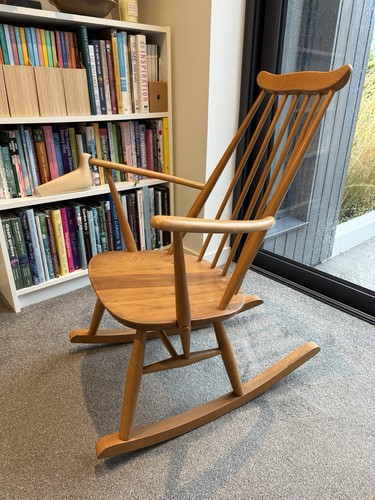 Ercol rocking chair model 435 - rocking,