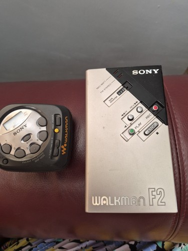 Rare sony walkman f2 - sony,