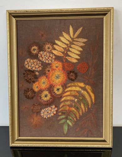 Stunning vintage crewel large - stunning,