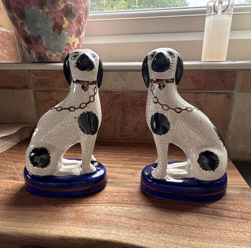 Staffordshire pair ceramic - staffordshire,