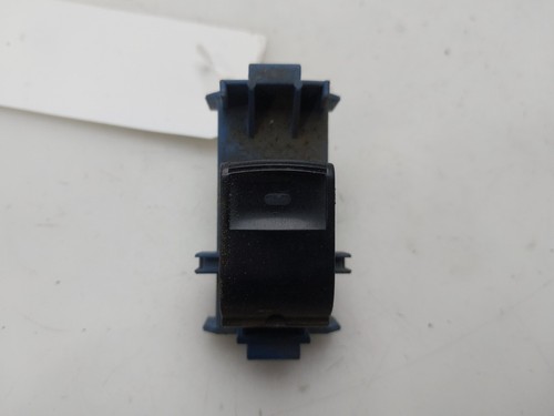 8481005070 front window