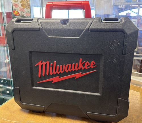 Milwaukee m18bpp2q 402c drill - milwaukee, m18bpp2q-402c