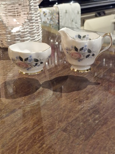 Vintage queen anne - queen,