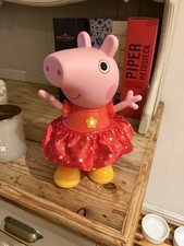 Peppa Pig Peppa’s Muddy Puddles Party Doll, Yellow.  Brand New Without Tags