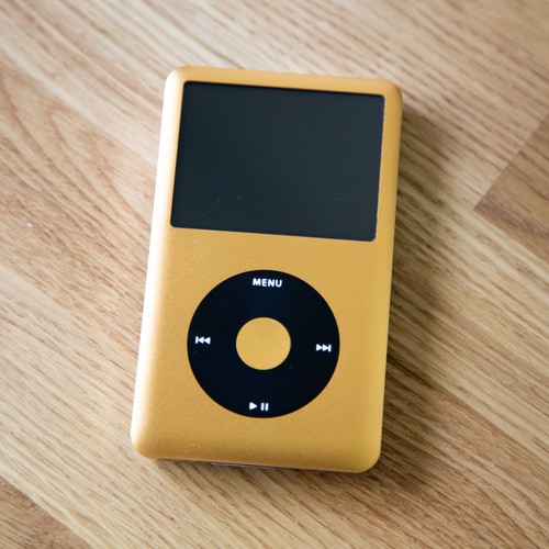 Apple ipod classic 7th gen - apple,