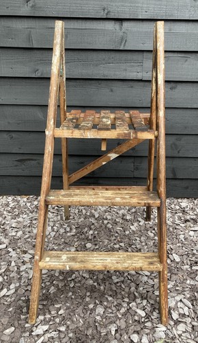 Vintage wooden two step - vintage,