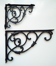 Victorian style Cast Iron Ornate Shelf Bracket in 2 sizes and 3 colours (single)