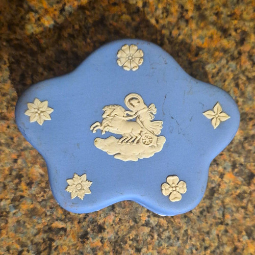 Wedgwood blue jasperware small - blue,