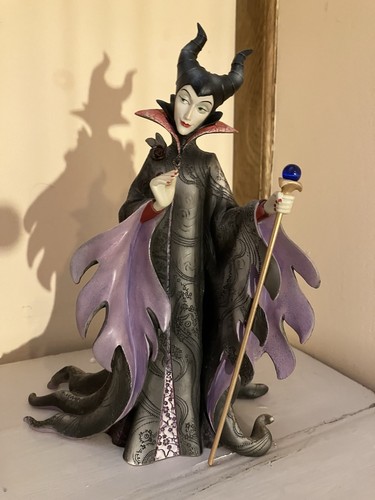 Disney showcase maleficent - disney,