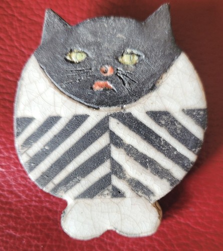 Handmade handpainted resin cat - handpainted,
