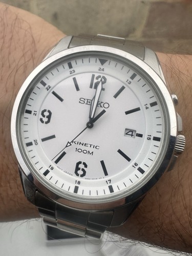 Seiko kinetic watch model - seiko,