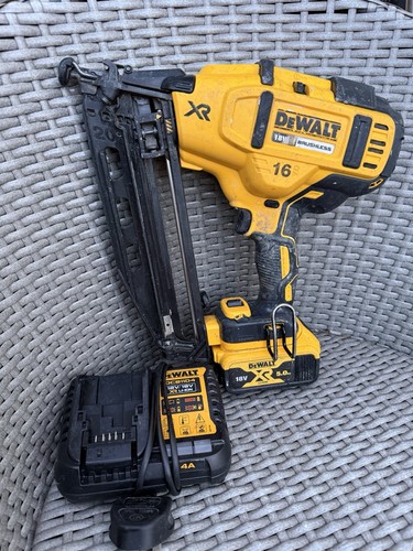 Dewalt dcn660xj 18v - dewalt,