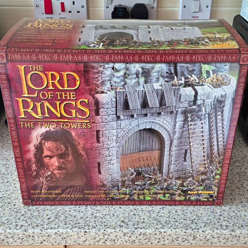 Games workshop lotr two - lotr, towers