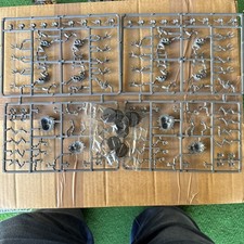 Tyranids Genestealers x8 (Old